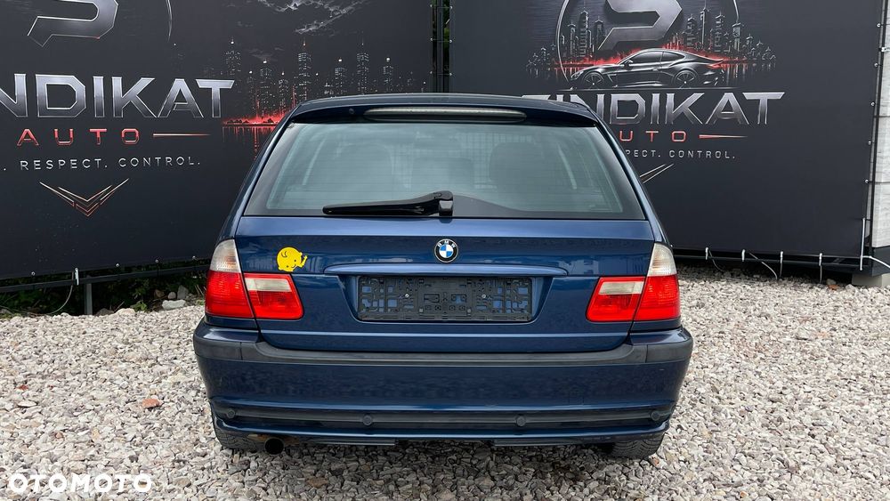 BMW Seria 3 318i - 8