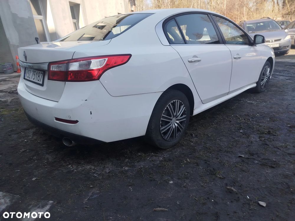 Renault Latitude 2.0 Expression Etanol - 3