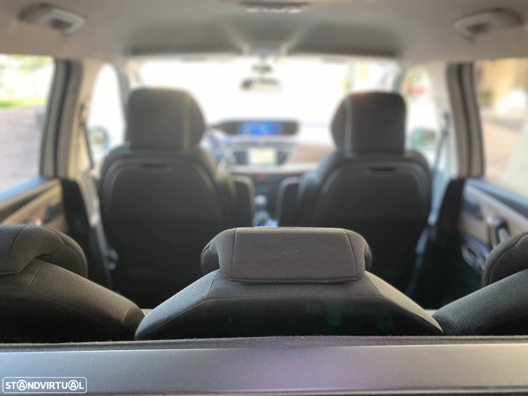 Citroën C4 Grand Picasso 1.6 e-HDi Exclusive - 16