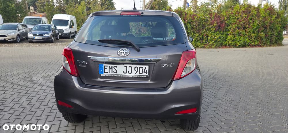 Toyota Yaris 1.33 Dynamic - 12
