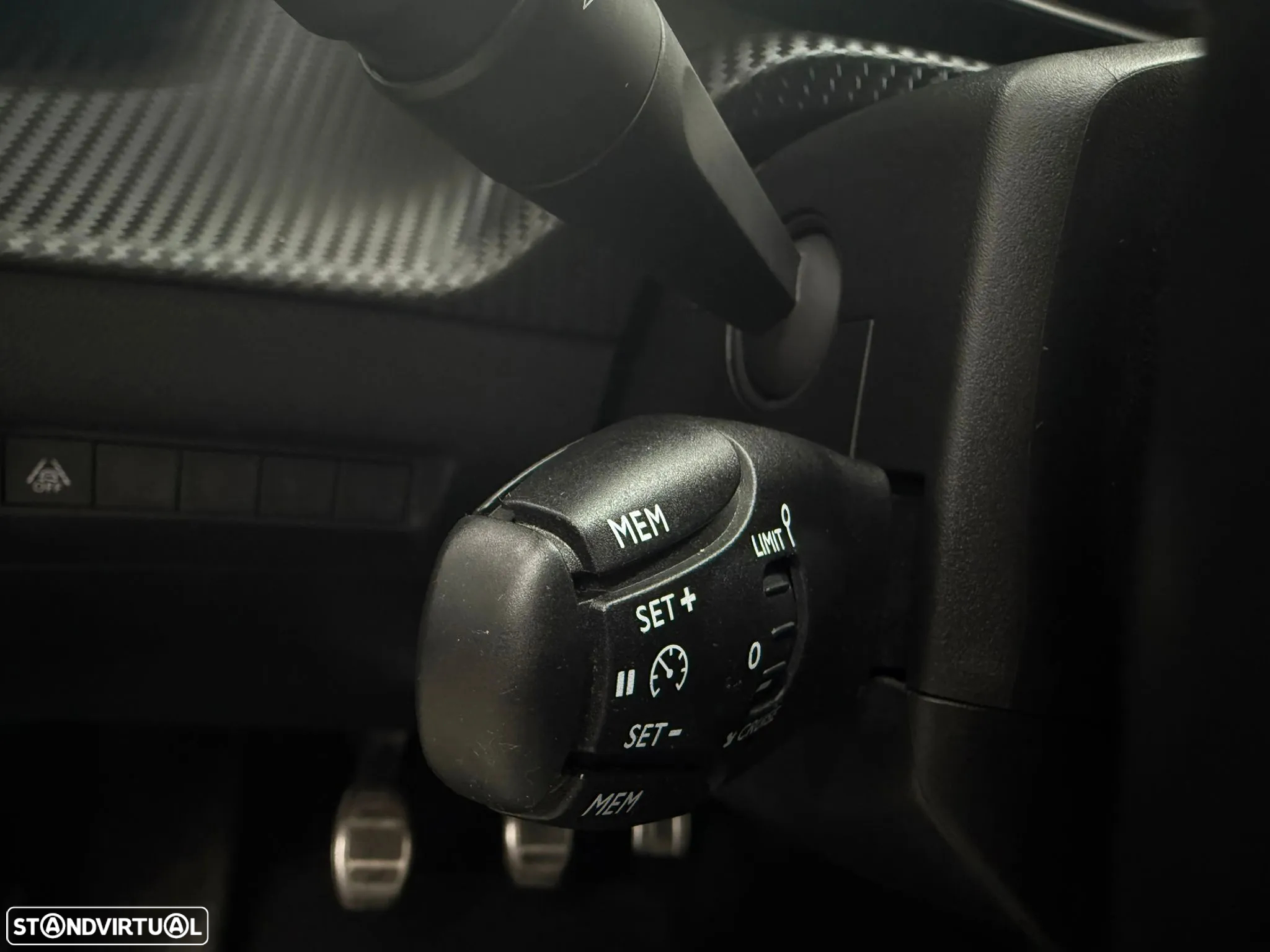 Peugeot 2008 1.2 PureTech GT - 30