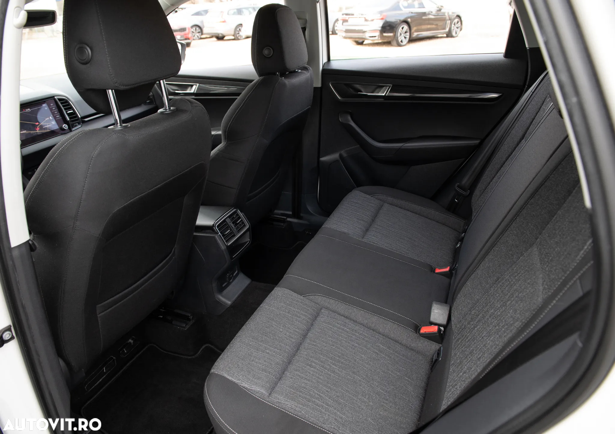 Skoda Karoq 2.0 TDI 4X4 DSG Ambition - 6