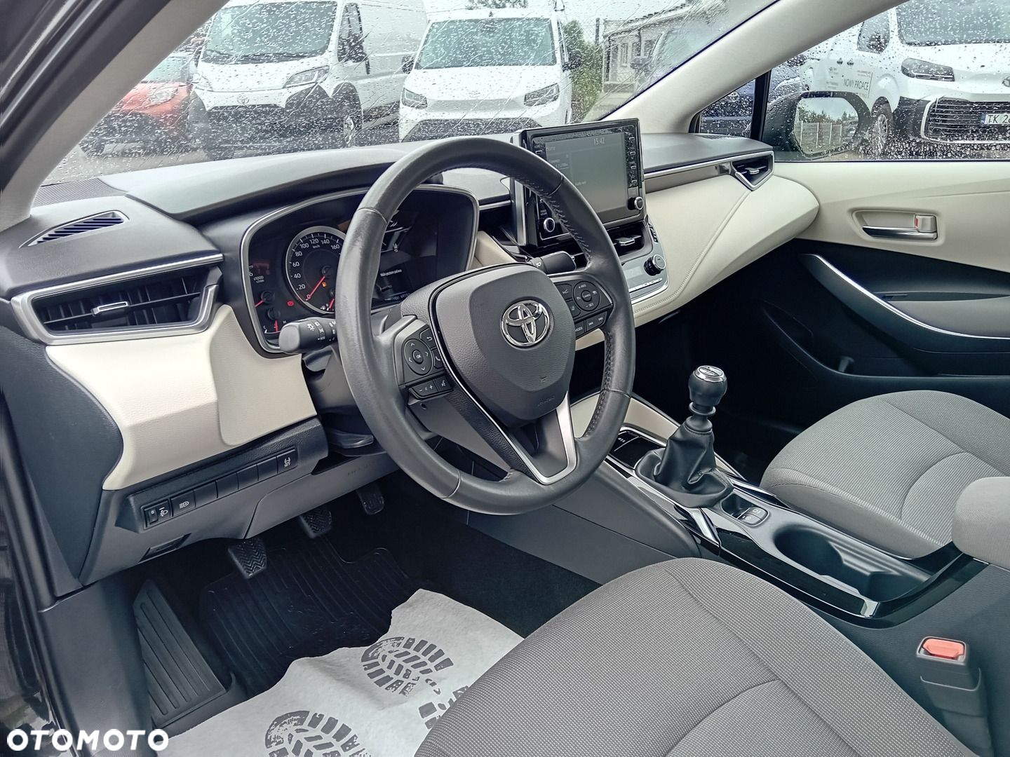 Toyota Corolla - 5
