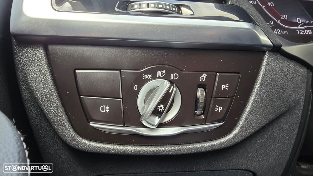 BMW iX3 Impressive - 14