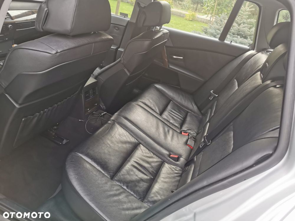 BMW Seria 5 - 21