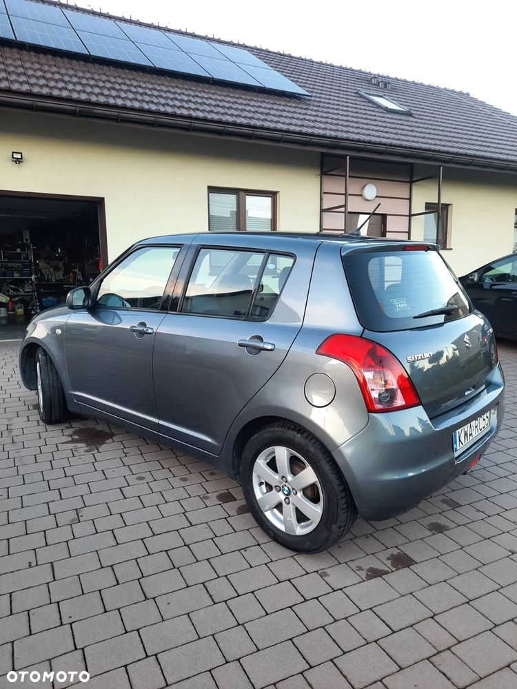 Suzuki Swift - 5