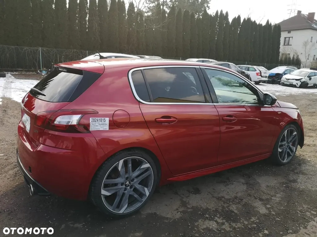 Peugeot 308 1.6 e-THP GTi by Sport S&S - 2
