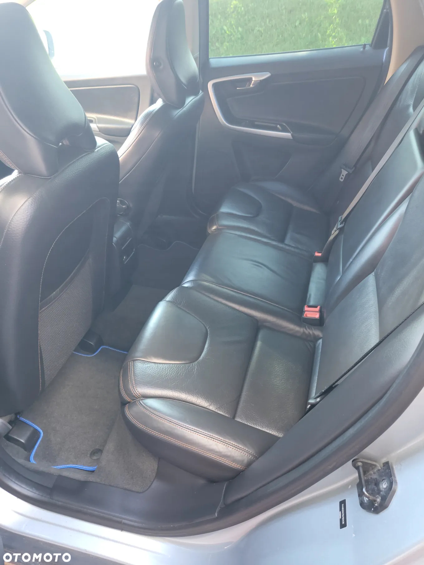 Volvo XC 60 3.2 AWD Kinetic - 14