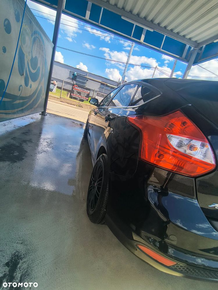 Ford Focus 1.6 EcoBoost Edition - 5