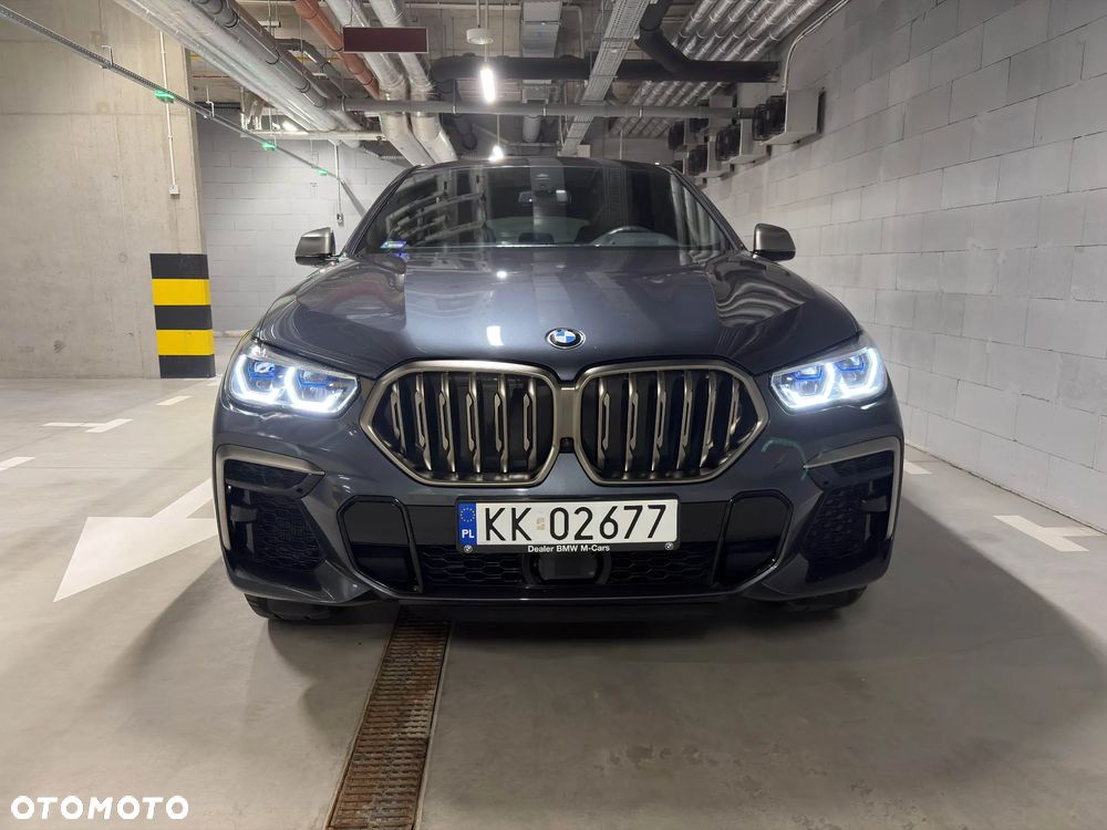 BMW X6 M50i - 7