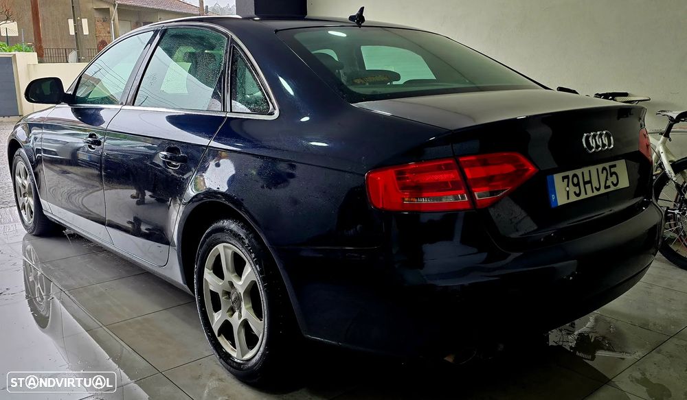 Audi A4 2.0 TDI exclusive - 4