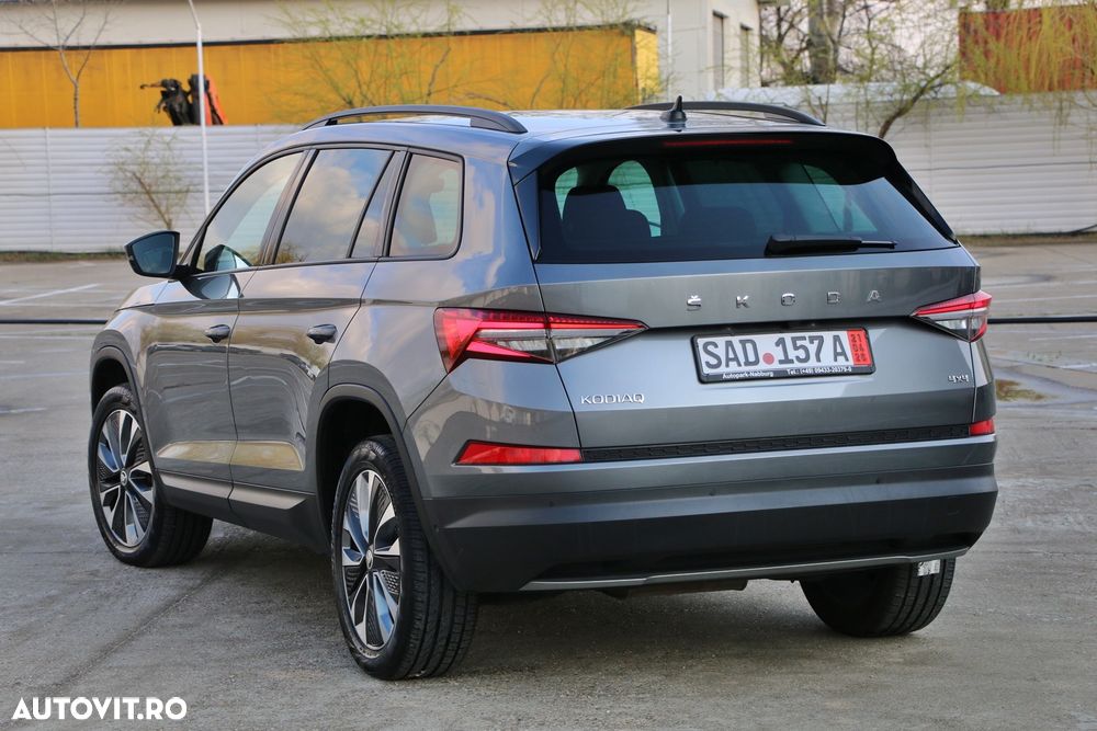 Skoda Kodiaq 2.0 TDI 4X4 DSG SportLine - 13
