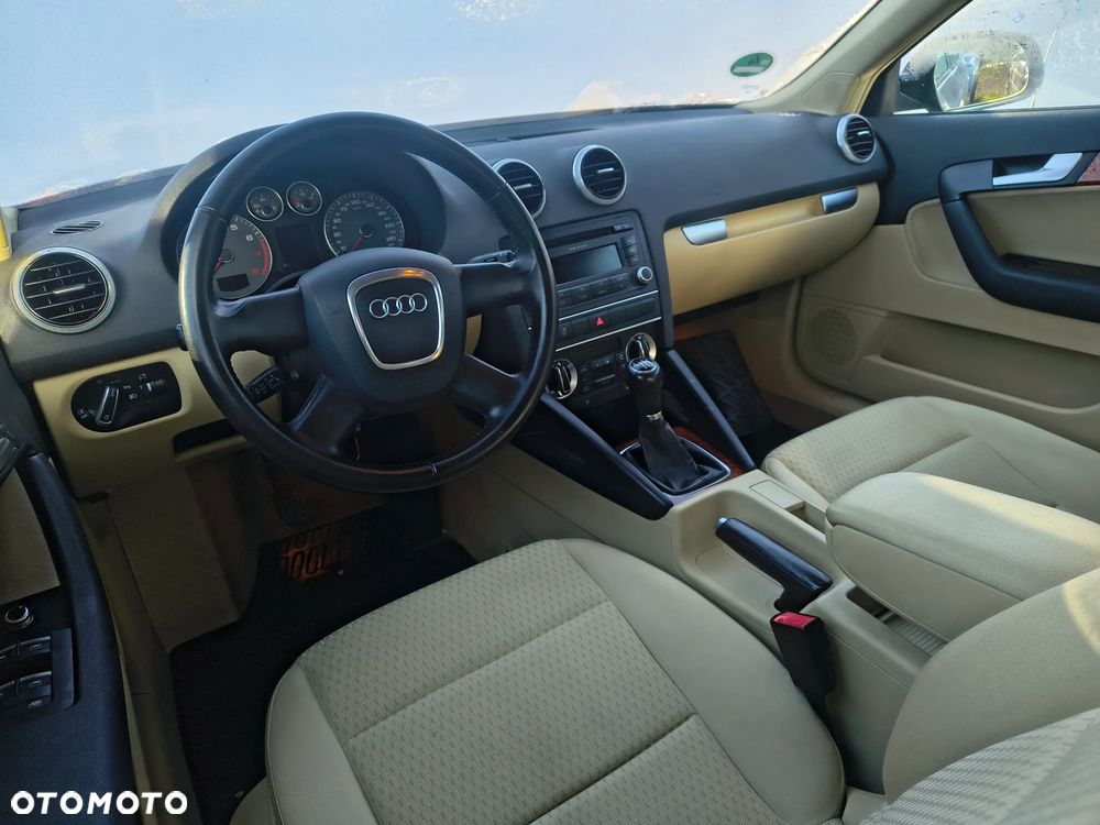 Audi A3 Sportback 1.2 TFSI Ambition - 17