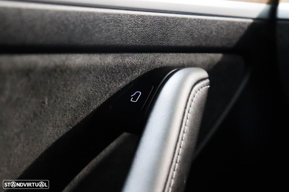 Tesla Model 3 Long Range AWD Dual Motor - 19