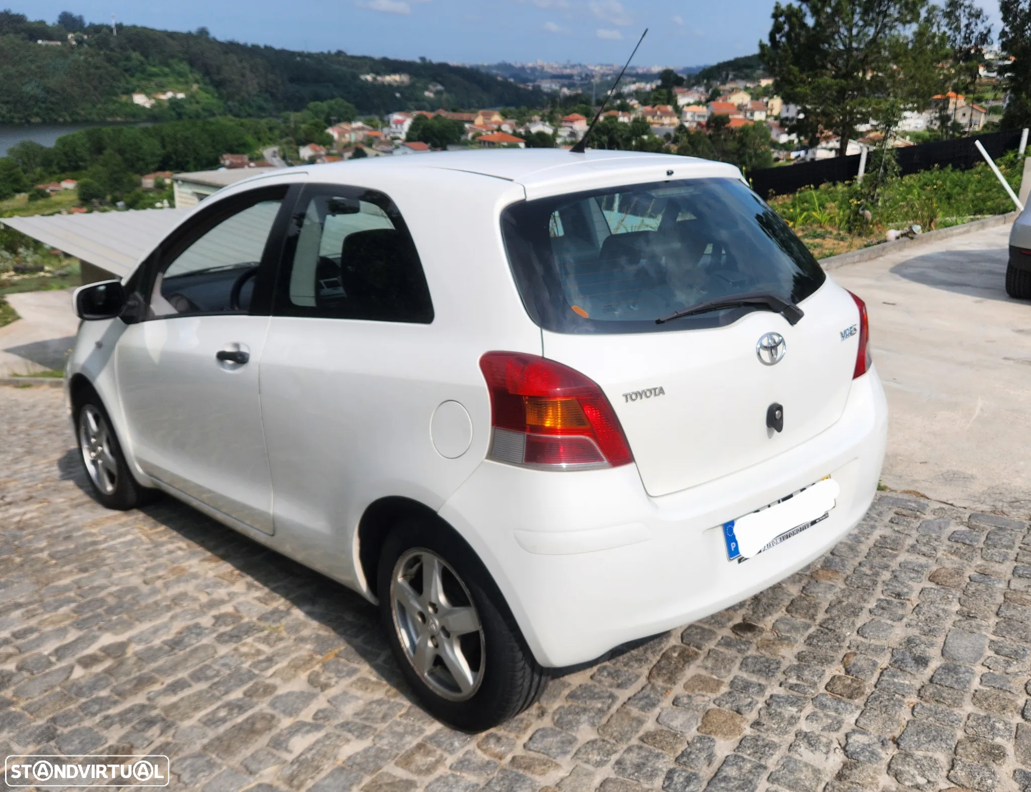 Toyota Yaris 1.4 D-4D SE Sport - 4