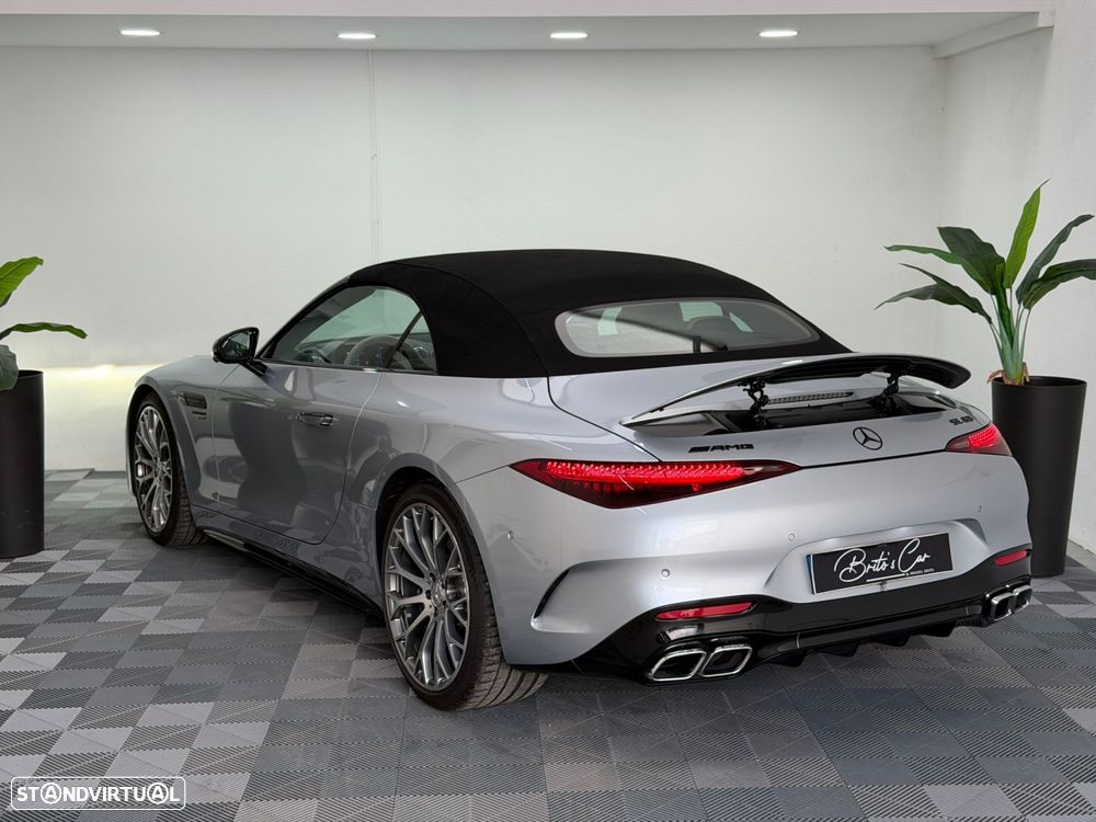 Mercedes-Benz SL 63 AMG 4Matic+ - 30