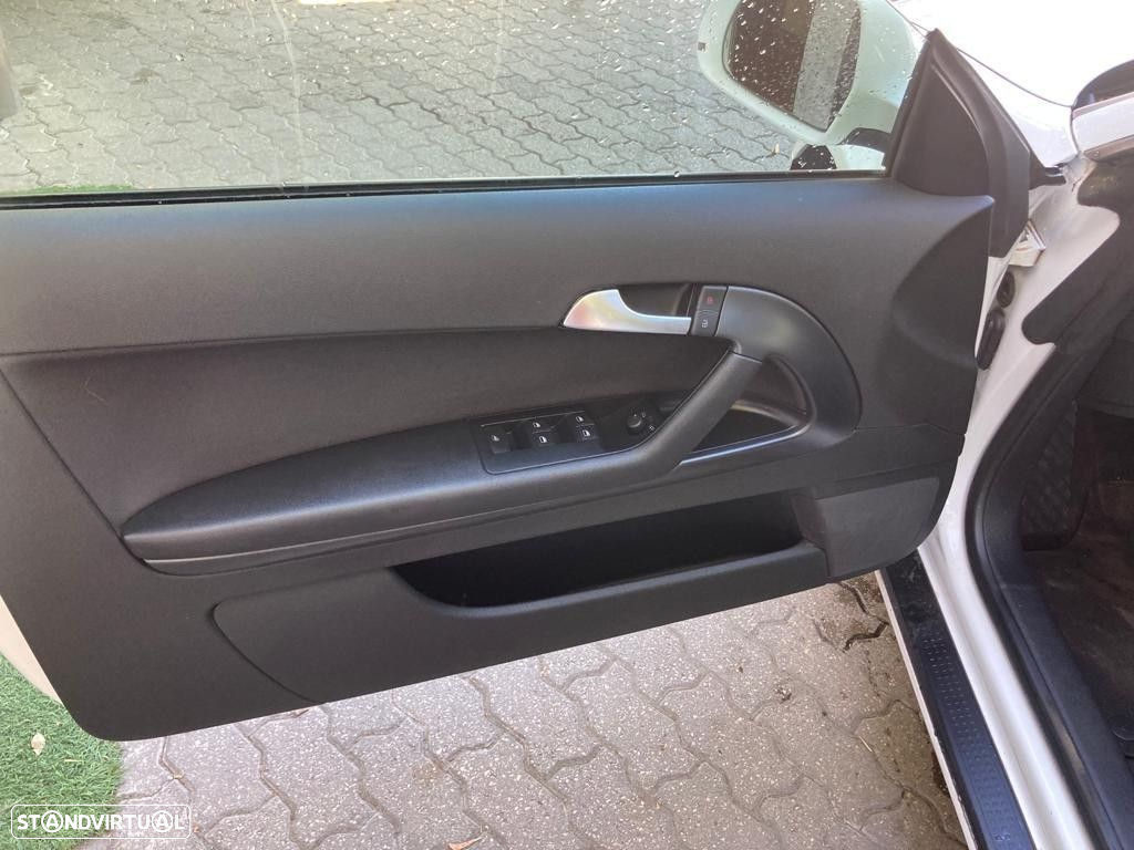 Audi A3 Cabrio 1.6 Attraction - 9