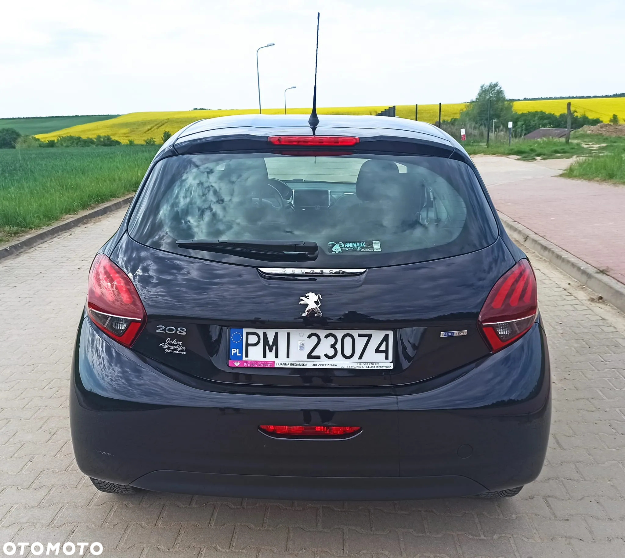 Peugeot 208 - 4