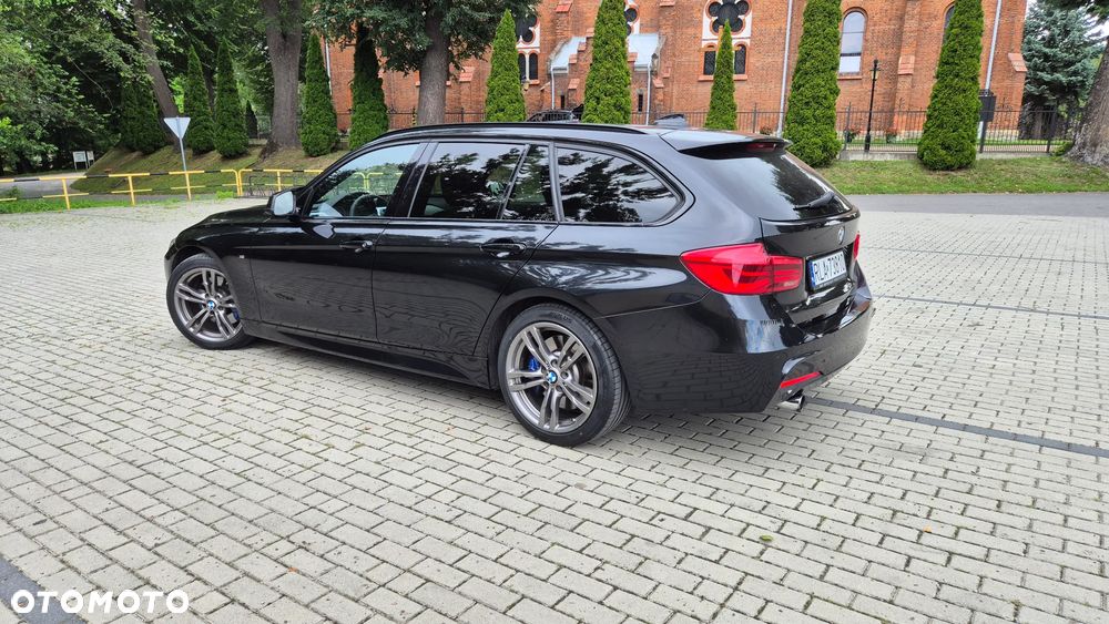 BMW Seria 3 318i Edition M Sport Shadow - 32