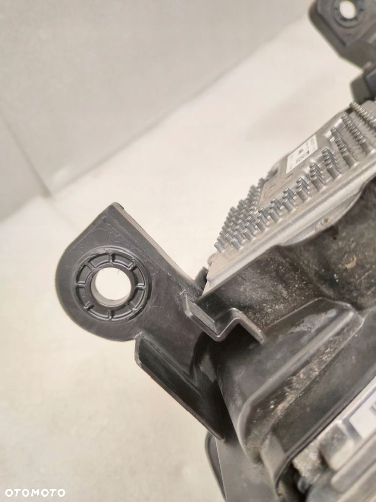 JEEP GRAND CHEROKEE WK2 XENON LAMPA PRAWY PRZÓD 68289238AE - 5