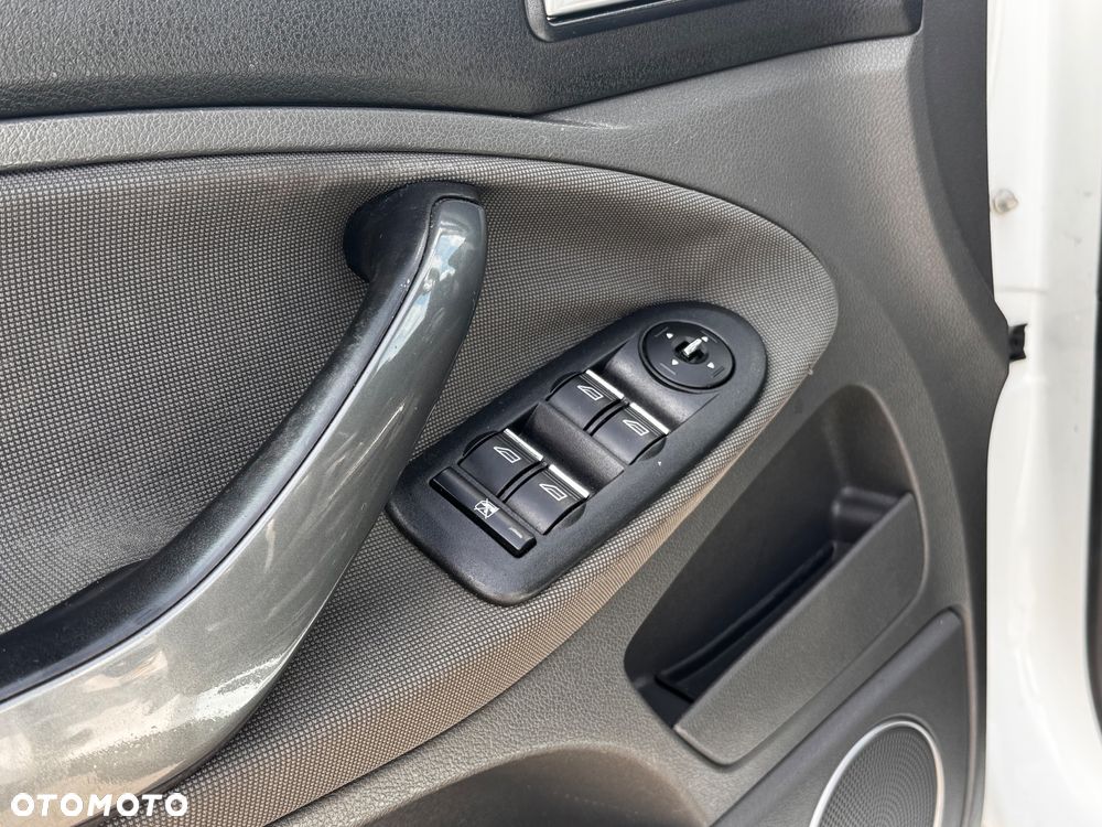 Ford Kuga 2.0 TDCi Titanium - 10