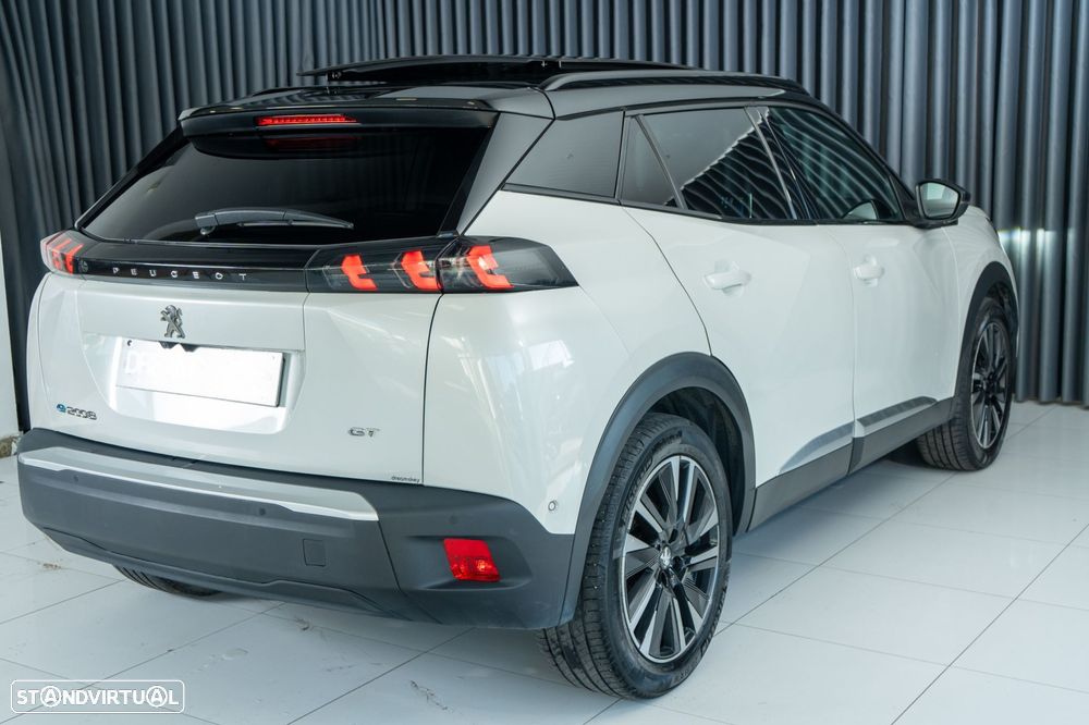 Peugeot e-2008 - 4