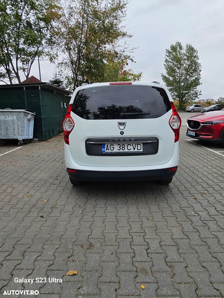Dacia Lodgy 1.5 dCi 90 CP Laureate - 1