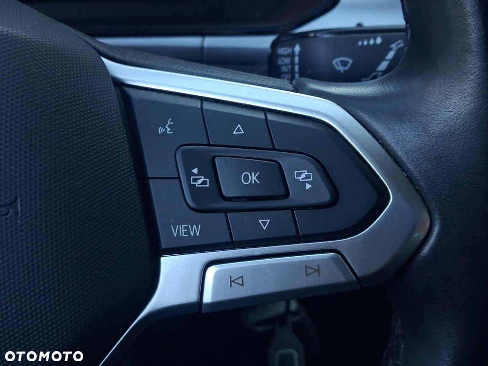 Volkswagen T-Roc 1.5 TSI Life - 18