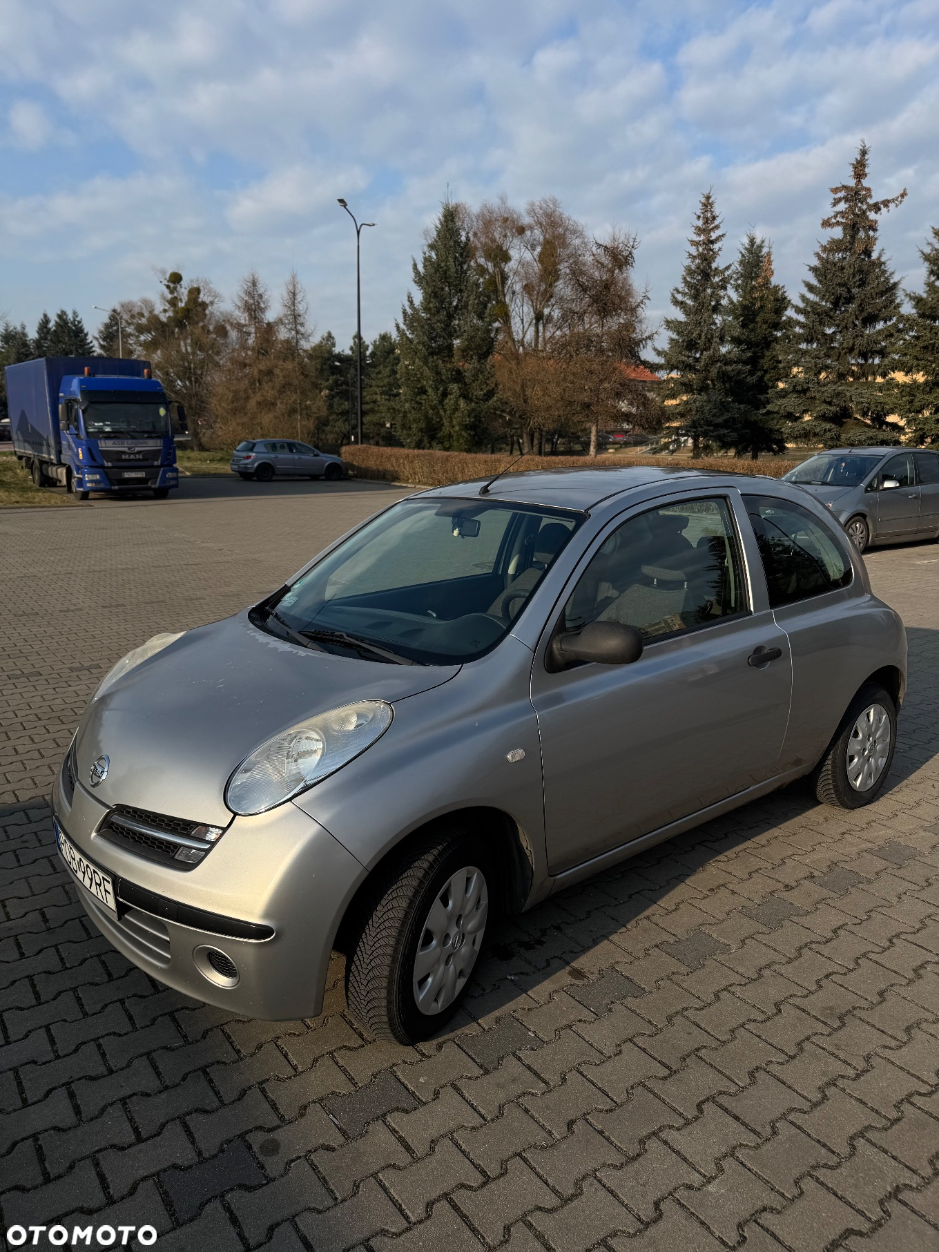 Nissan Micra - 5