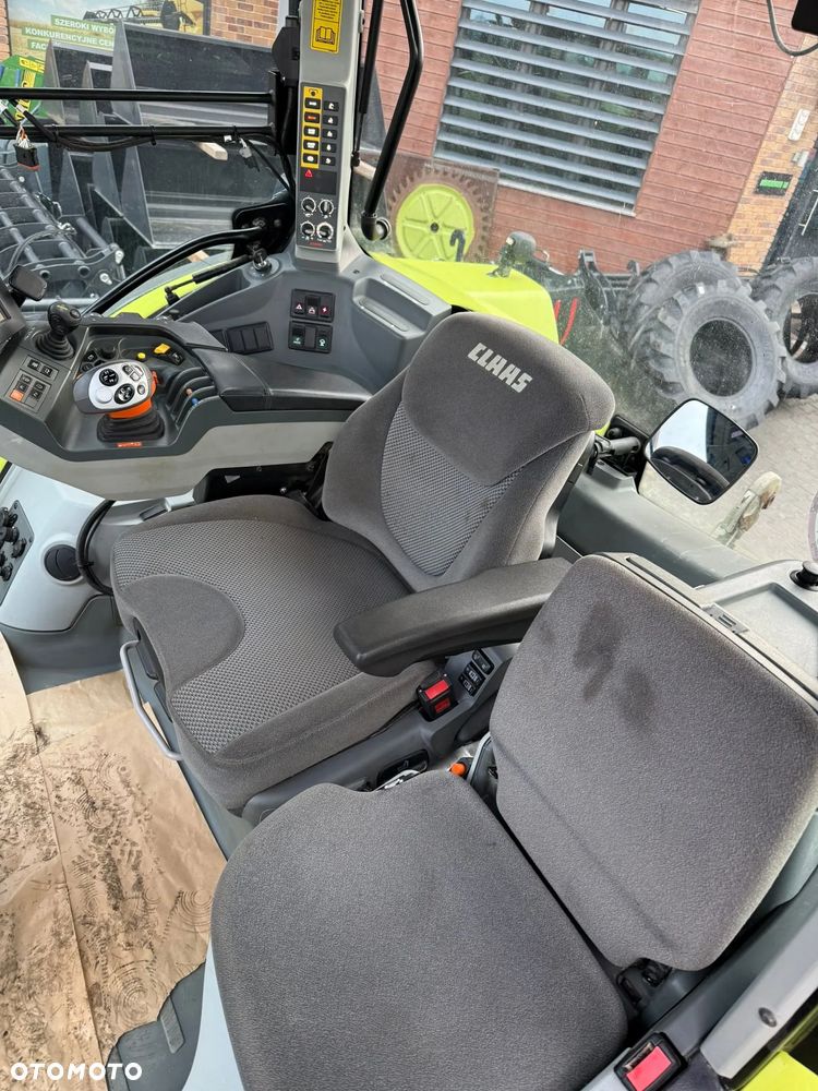 Claas ARION 640 CEBIS  650 660  JOHN DEERE 6930 - 21