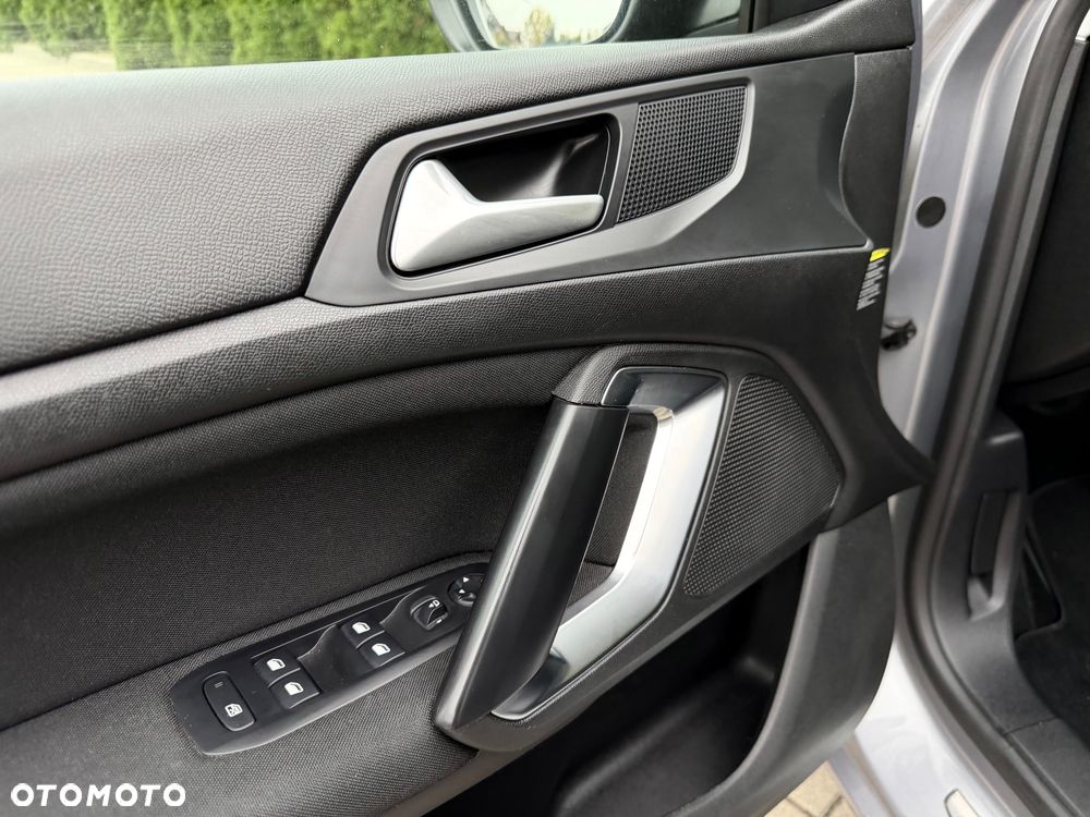 Peugeot 308 1.5 BlueHDi Allure Pack S&S EAT8 - 31