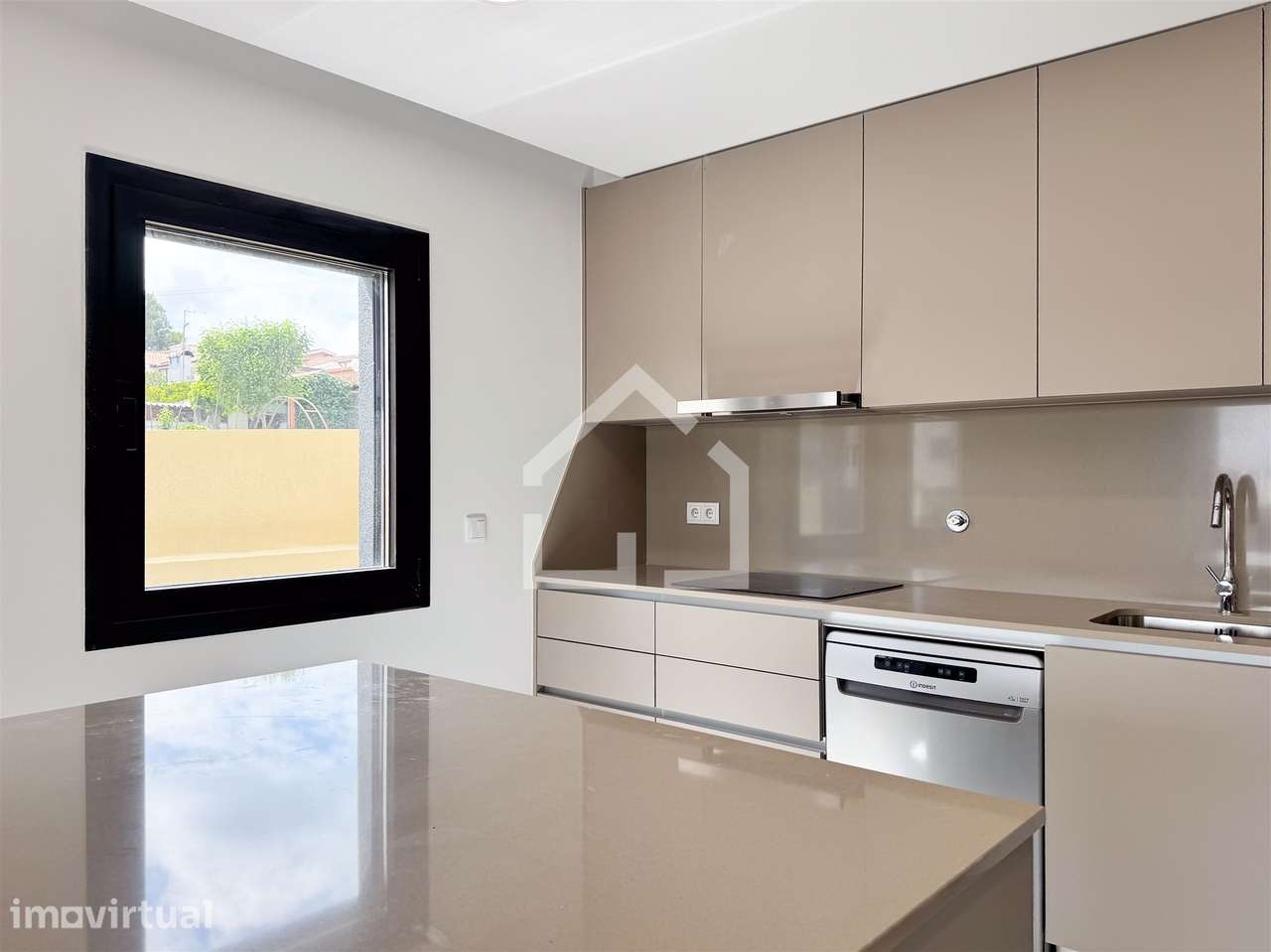 Apartamento T2 Venda em Santa Maria da Feira, Travanca, Sanfins e Espa - Grande imagem: 5/14