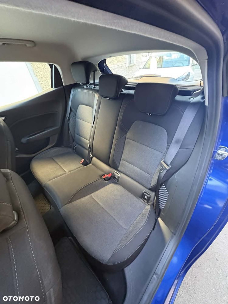 Renault Clio - 8