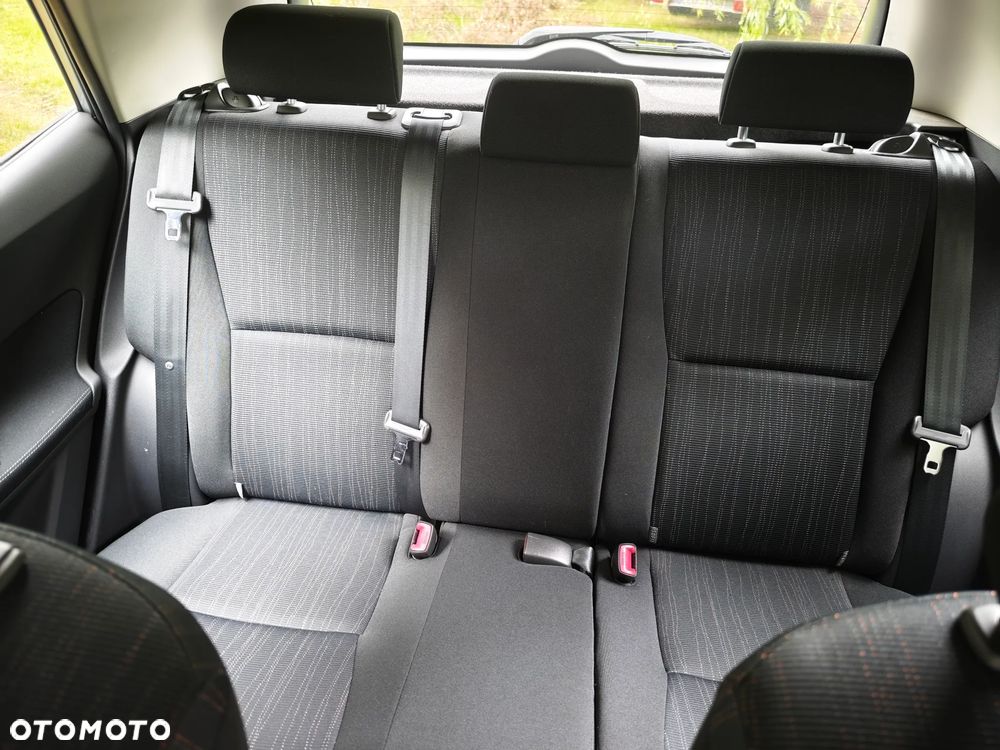 Toyota Auris 1.6 Sol - 7