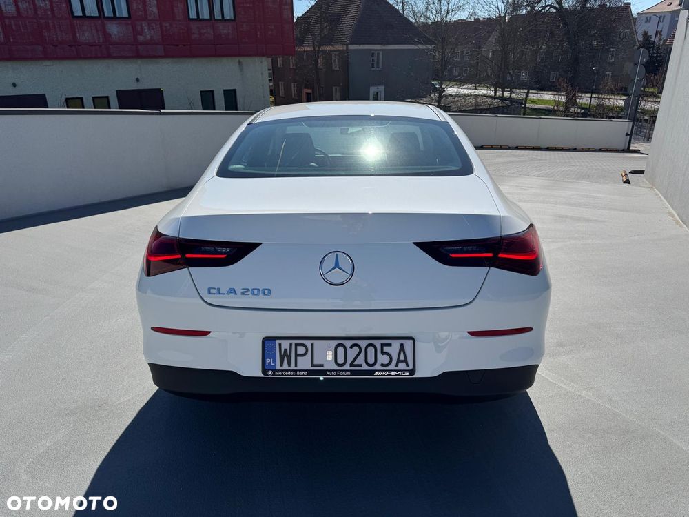 Mercedes-Benz CLA 200 mHEV 7G-DCT - 8