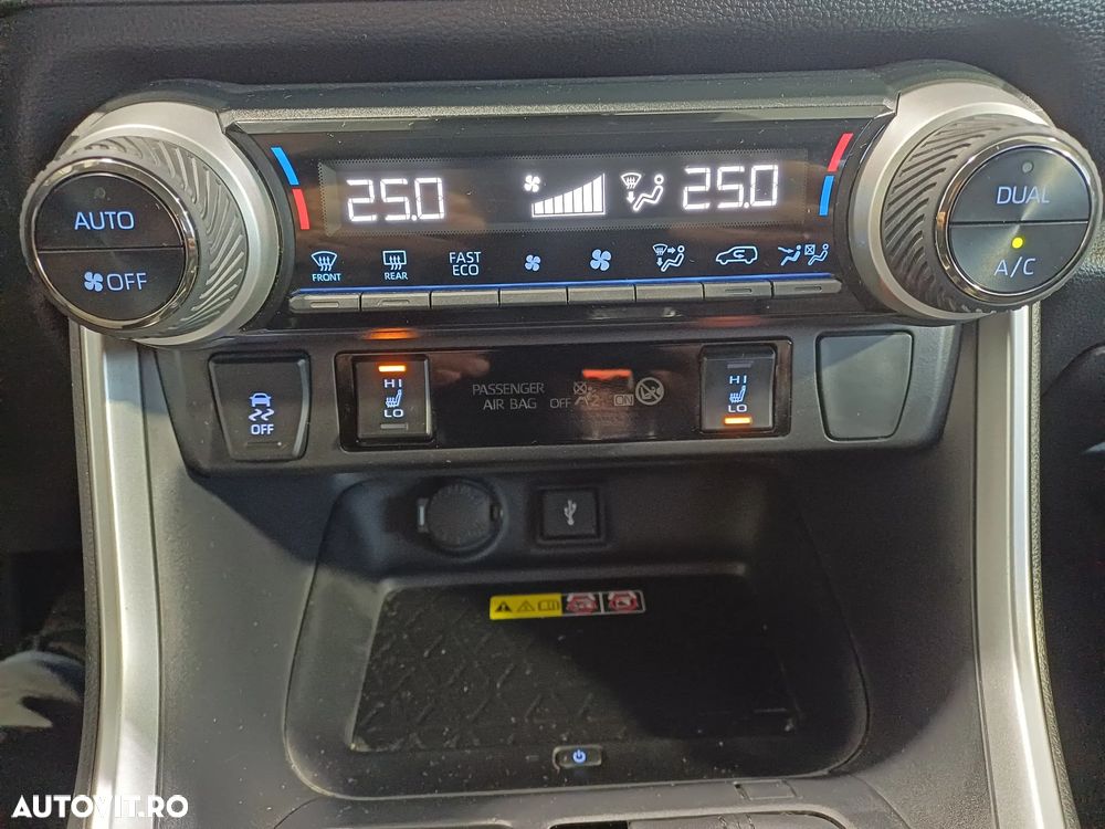 Toyota RAV4 2.5 4x4 Adventure - 19