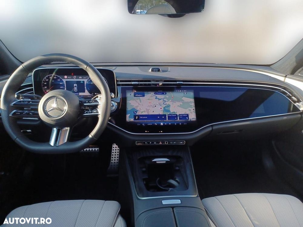 Mercedes-Benz E 400e 4Matic 9G-TRONIC - 12