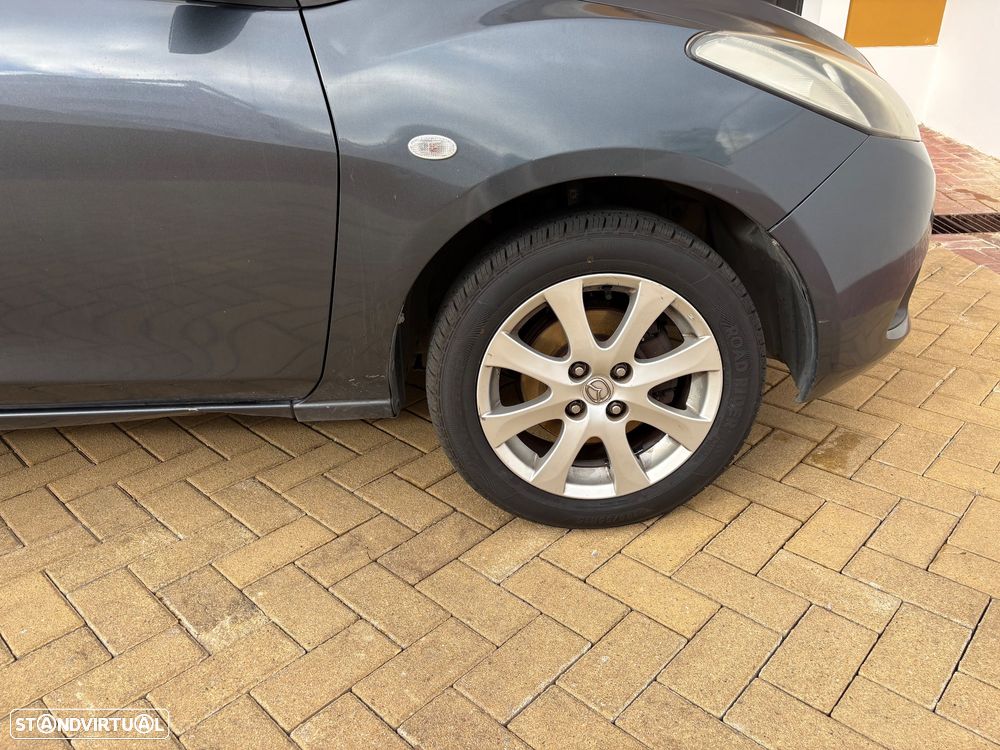Mazda 2 1.3 MZR Exclusive - 12