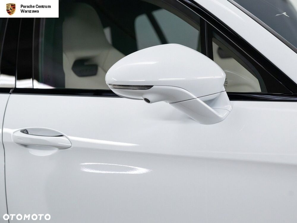 Porsche Panamera - 8