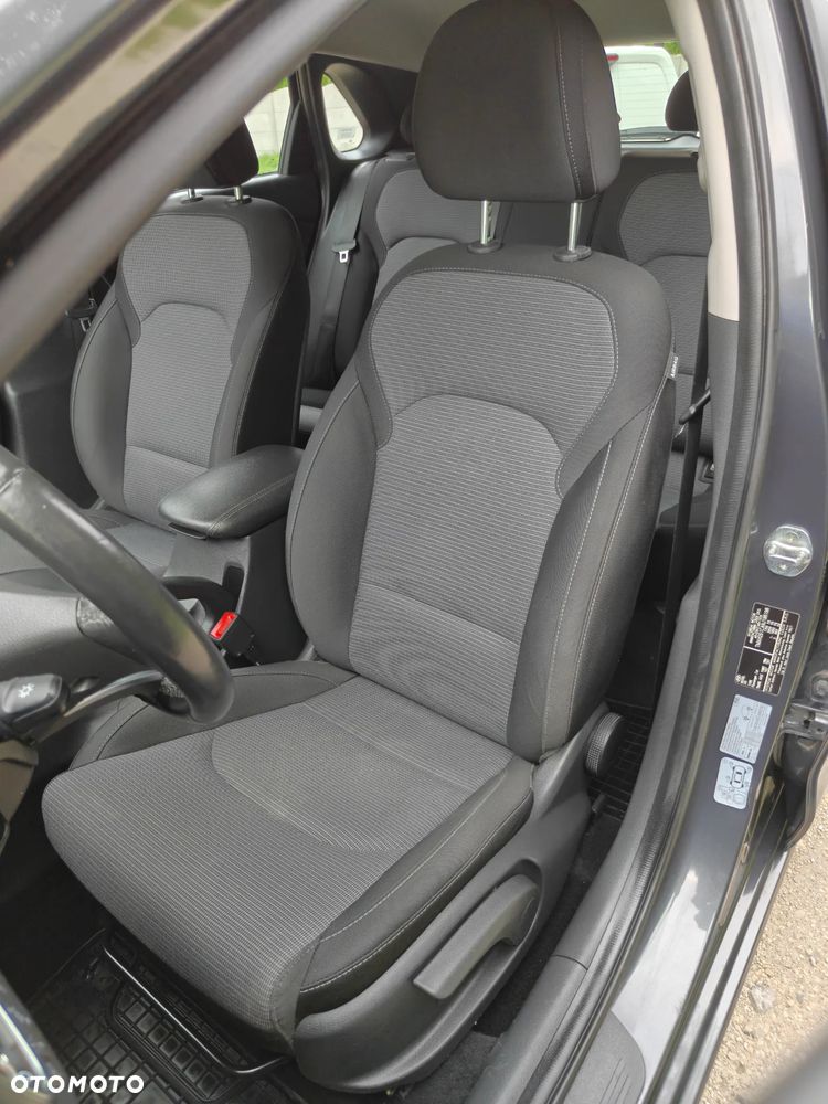 Hyundai i30 1.5 DPI Modern - 14