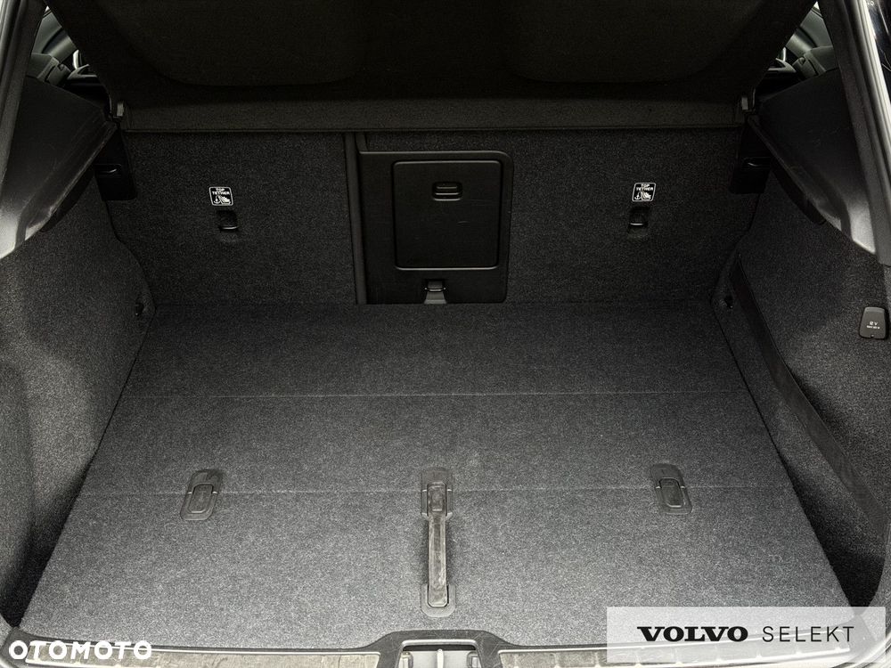 Volvo XC 40 - 12