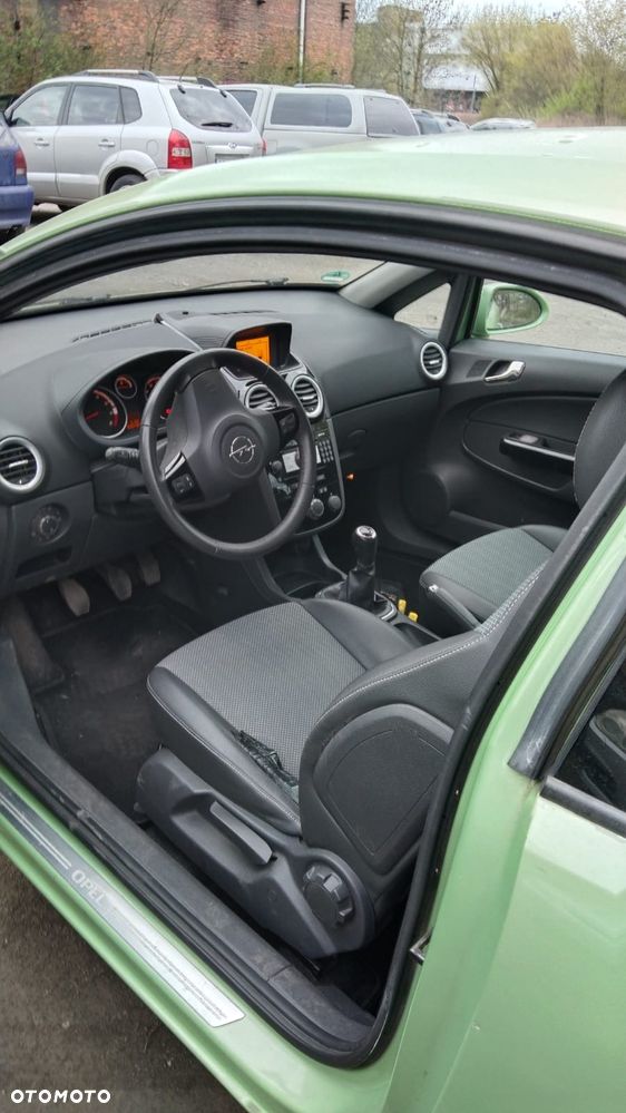 Opel Corsa - 5