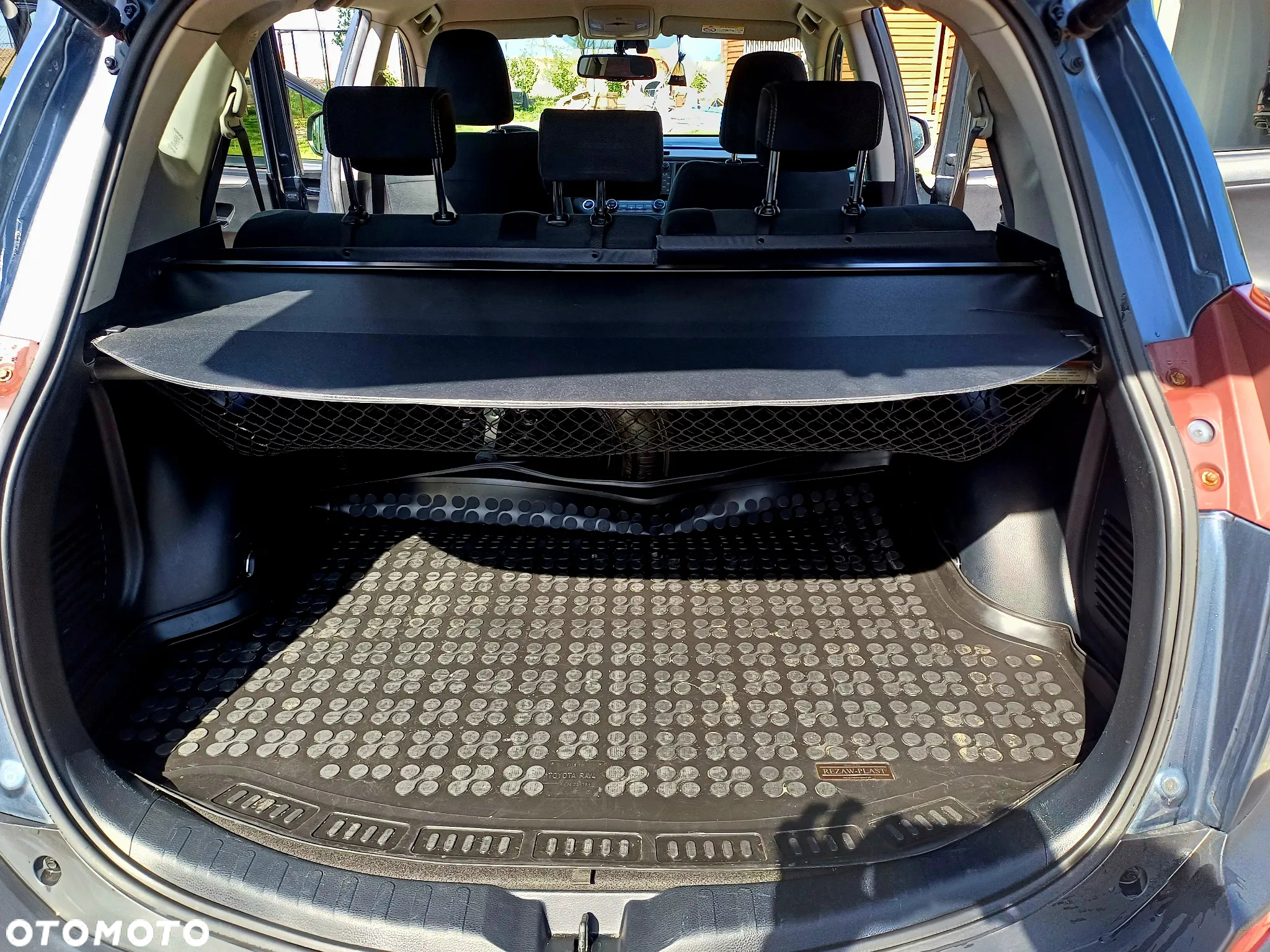 Toyota RAV4 - 17