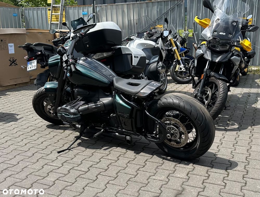 BMW R - 9