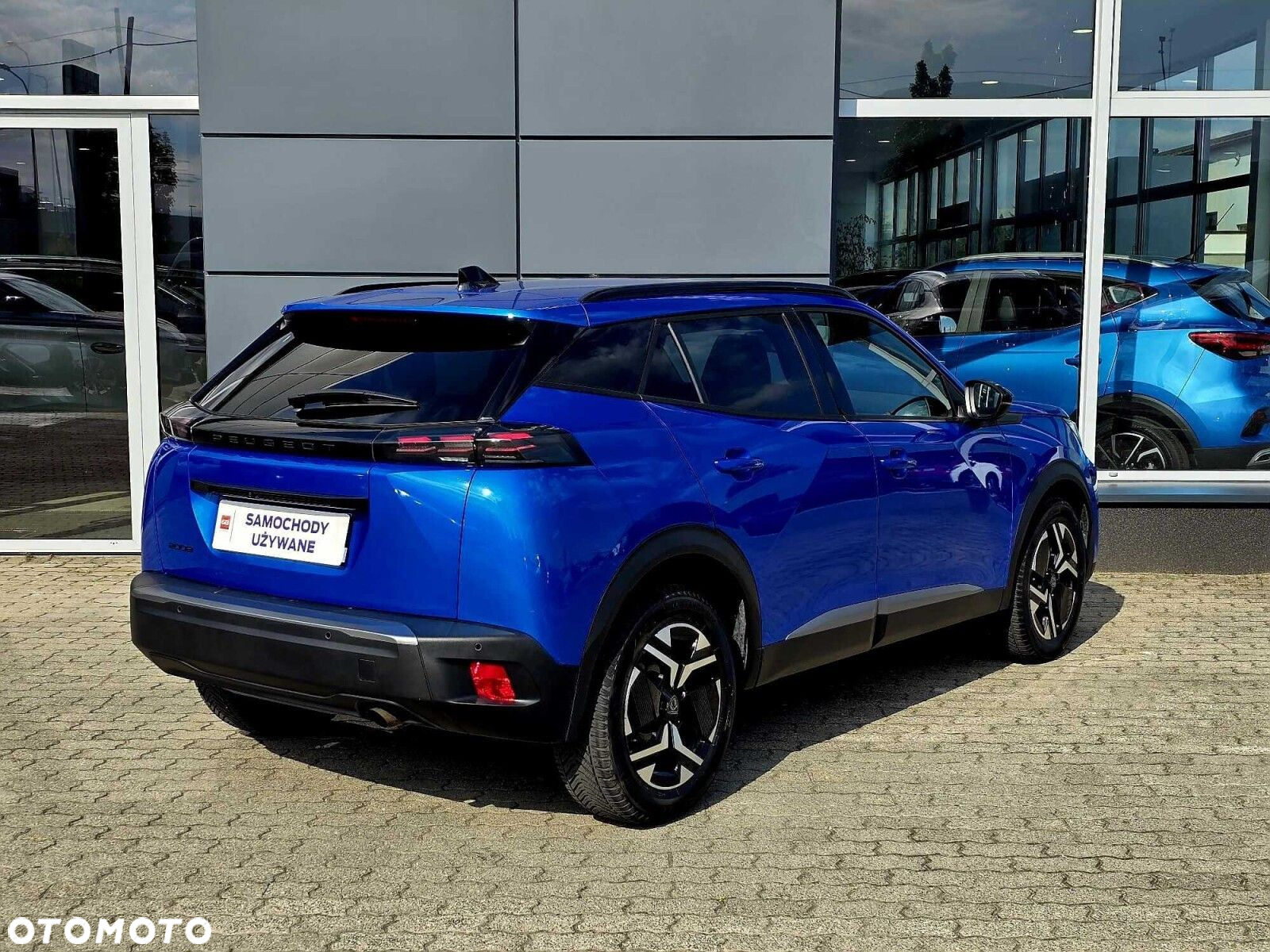 Peugeot 2008 1.2 PureTech Allure S&S - 6