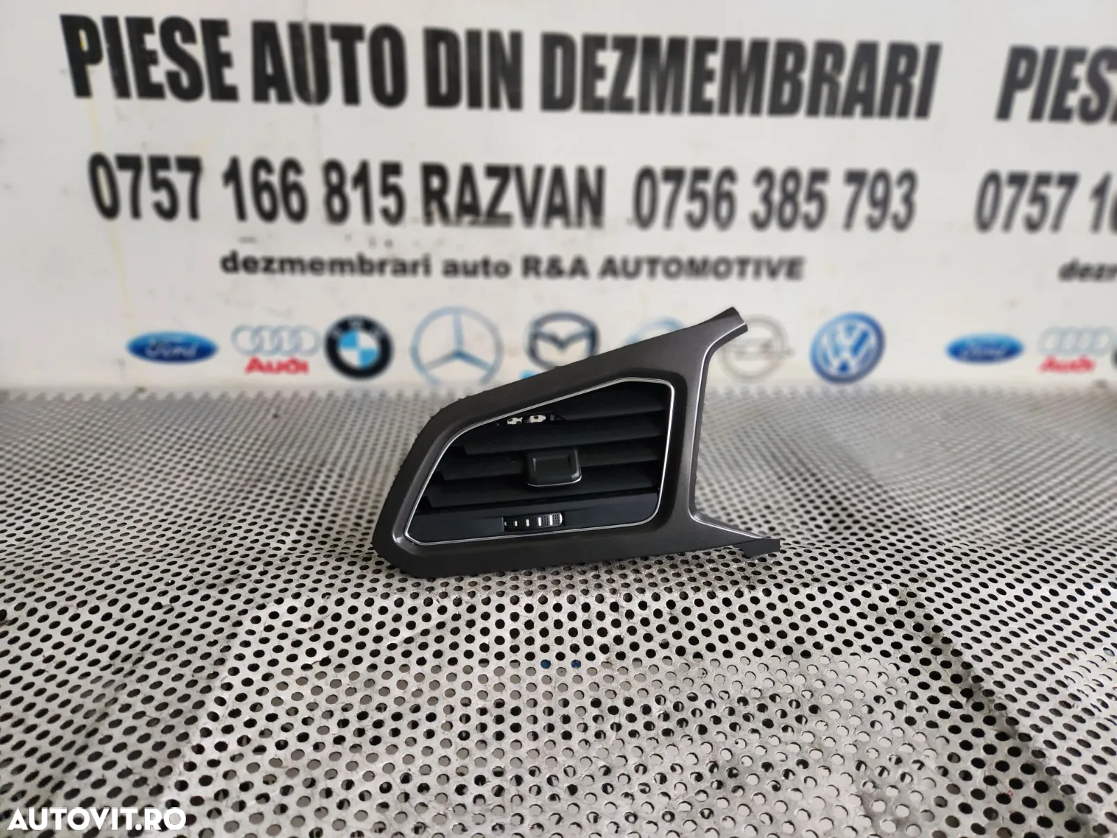 Ornament Trim Grila Ventilatie Bord Stanga Vw T-Roc Dezmembrez Vw T-Roc - Dezmembrari Arad - 2