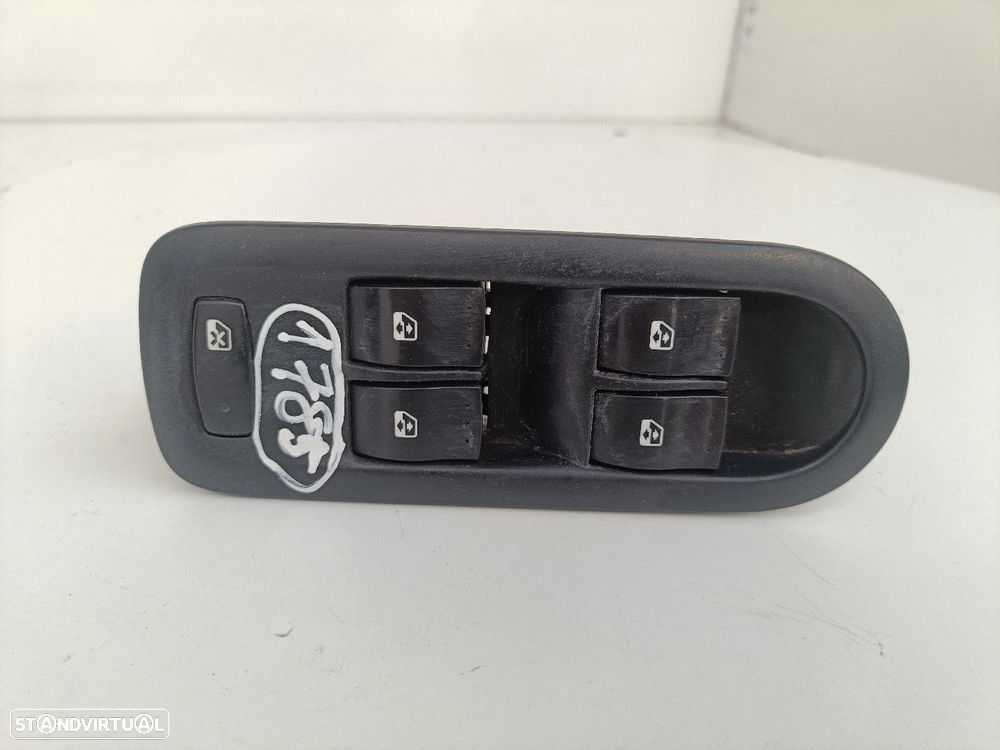 Botão / Botões / Comutador Vidro Esq Renault Megane Ii (Bm0/1_, Cm0/1_ - 1