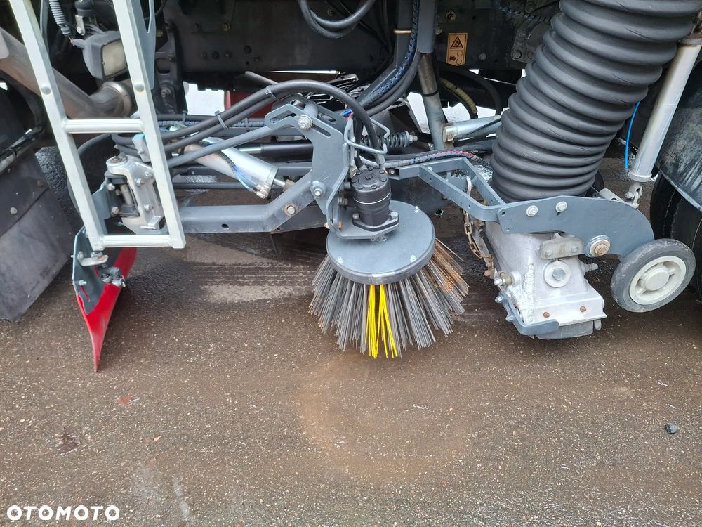 Renault Midlum 220 Zamiatarka Johnston SEMAT Szczotki L/R Obie Strony Dodatkowy SIlnik W Zabudowie Klimatyzacja EUnited PM10 - 5