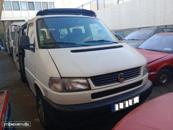 Vw Transporter Caravelle 2.4