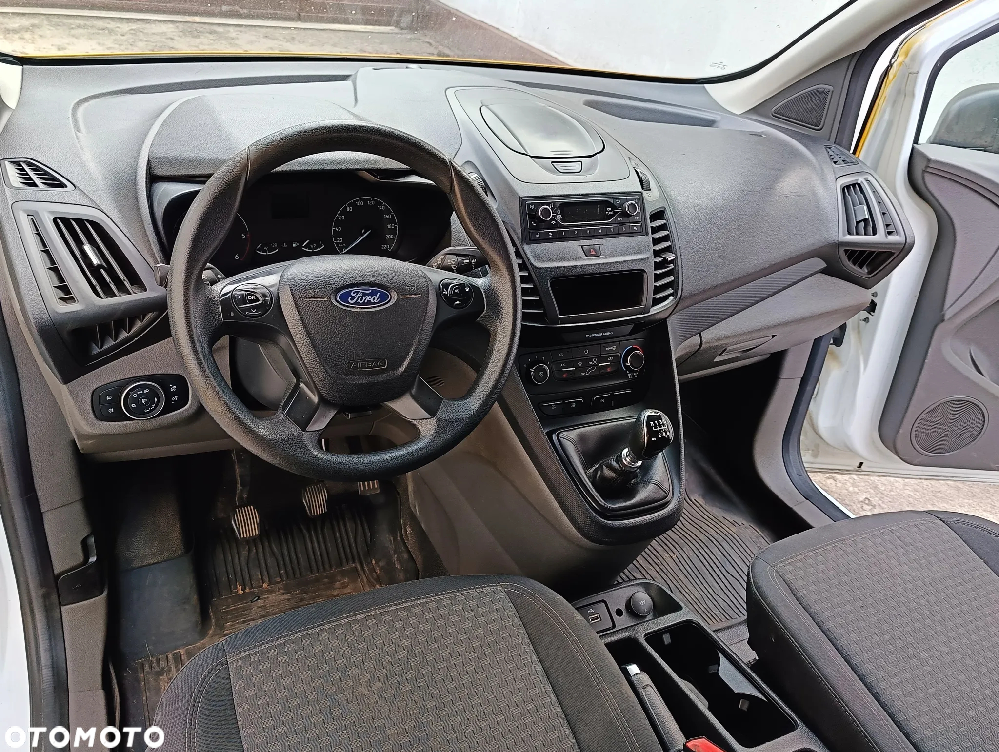 Ford Tourneo Connect 1.5 EcoBlue Start-Stop Trend - 15